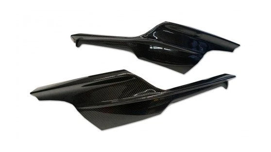 Novitec Ferrari 812 rearbumper attachment, visible Carbon