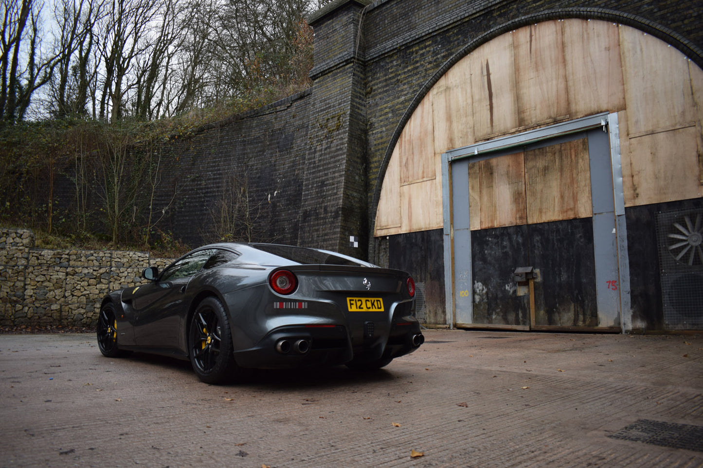 QuickSilver Ferrari F12 Berlinetta Titanium Sport System w/ Valves