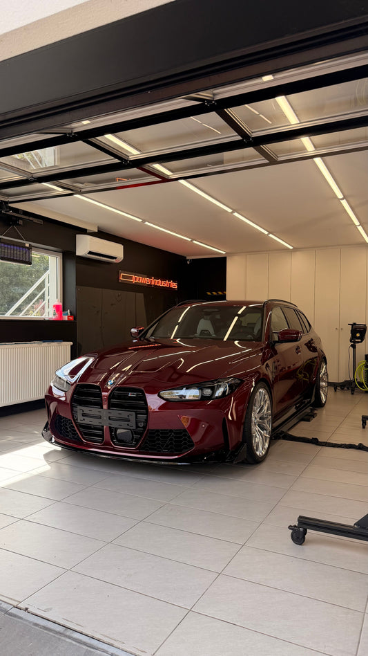 BMW M3 Competition Touring G81 met PPF, coating, Eibach-verlaging en gloss black aero