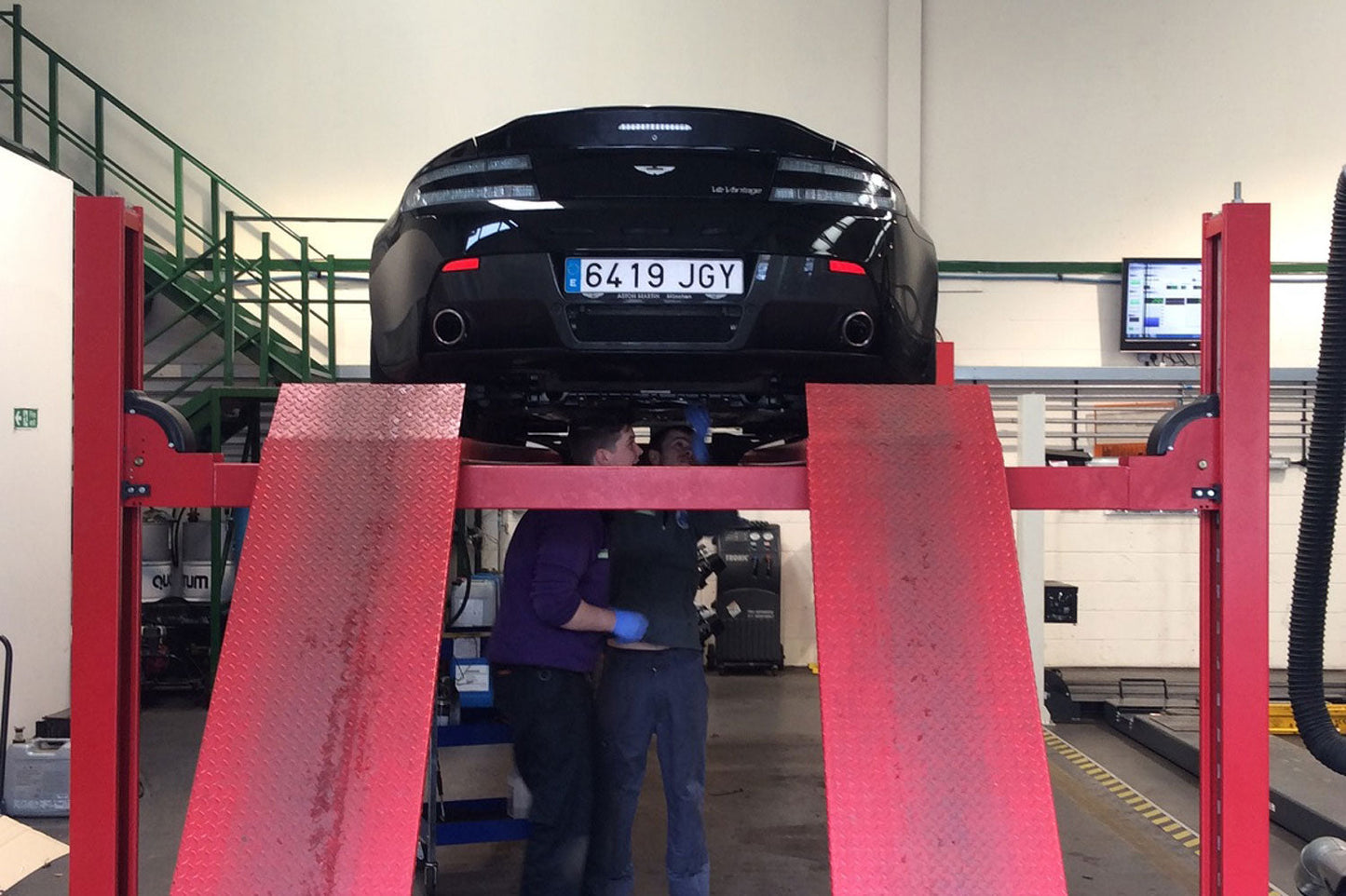 QuickSilver Aston Martin V12 Vantage and Vantage S Secondary Catalyst Replacements - Pair