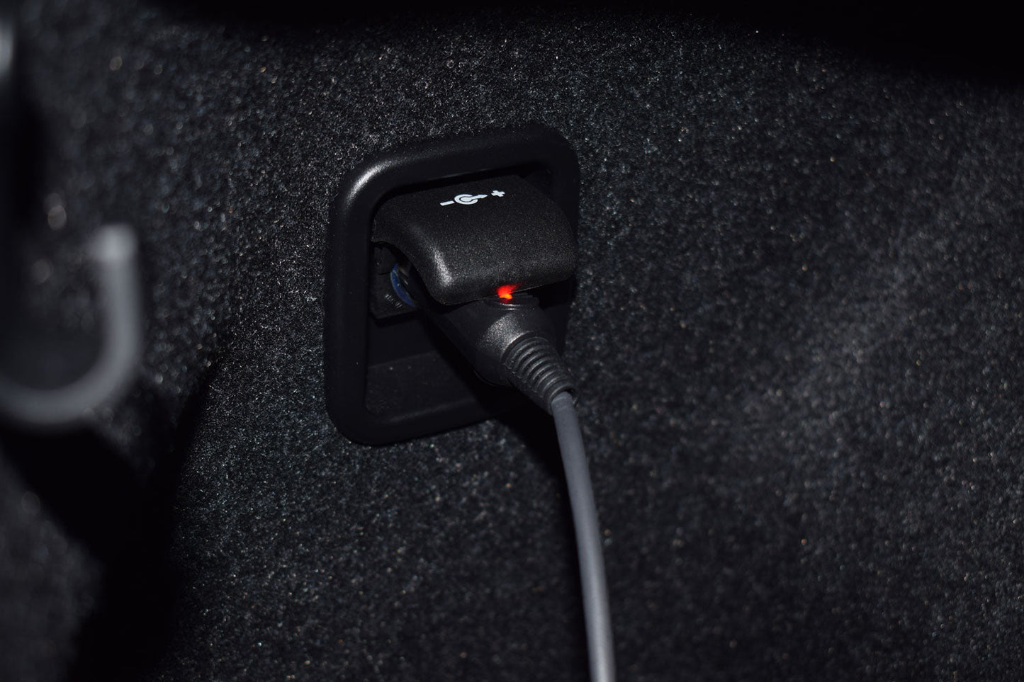 QuickSilver Aston Martin DBS Superleggera Sound Architect Sound Control