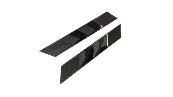 Novitec Ferrari 12Cilindri air-intake front fenders - visible Carbon