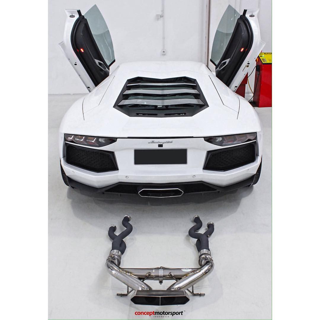QuickSilver Lamborghini Aventador LP700-4 and LP720-4 Catalyst Delete Pipes - Ceramic