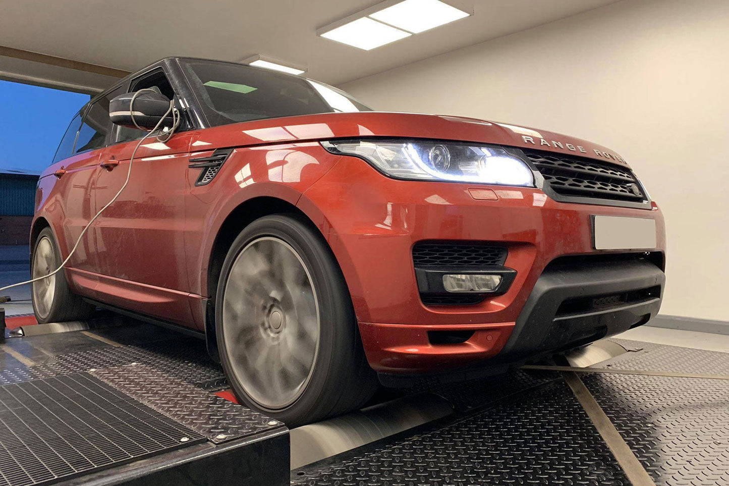QuickSilver Range Rover Sport 3.0 V6 SuperCharged Sport System