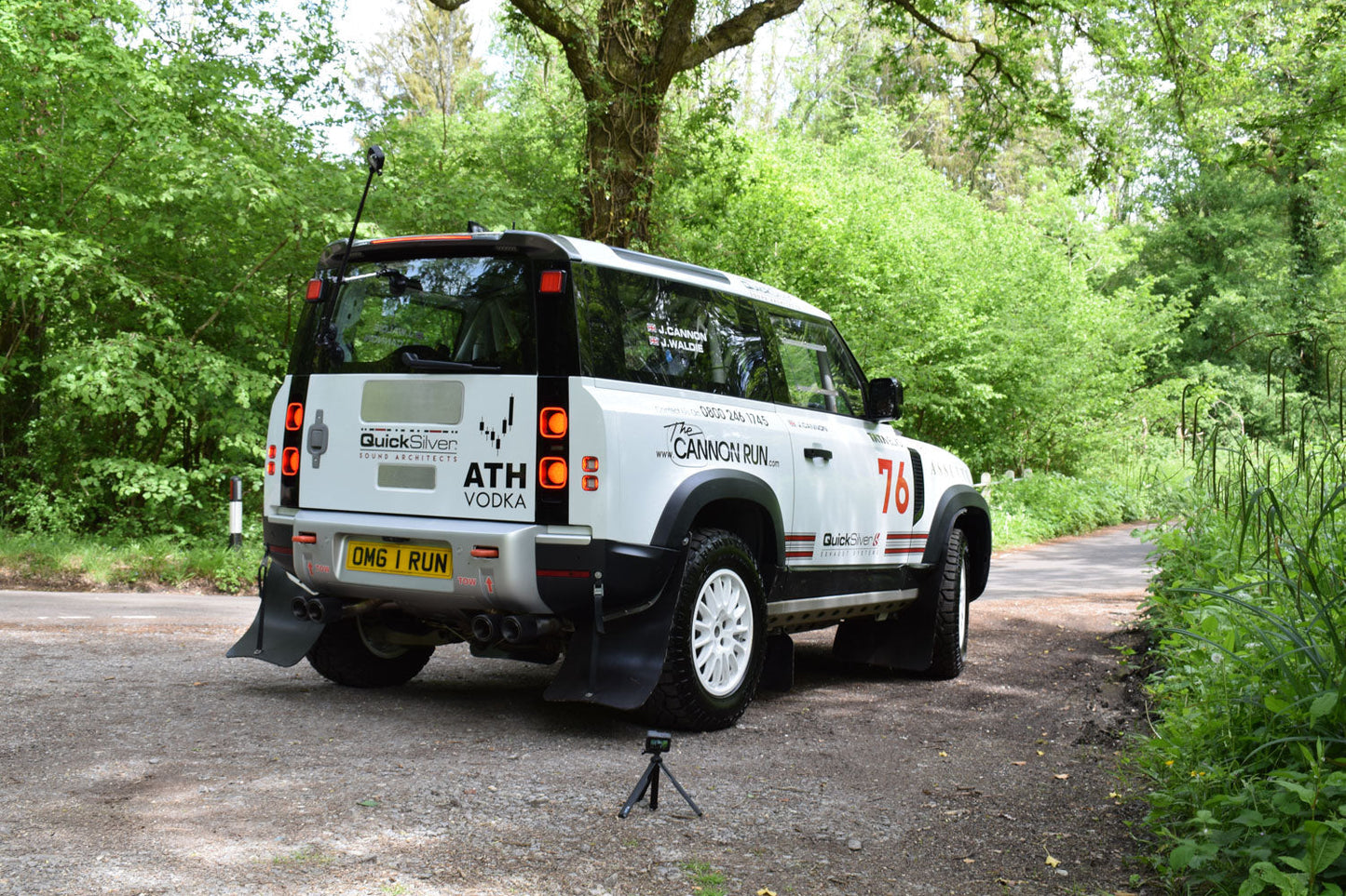QuickSilver Land Rover Defender P400 90 & 110 Sport System w/ Sound Architect