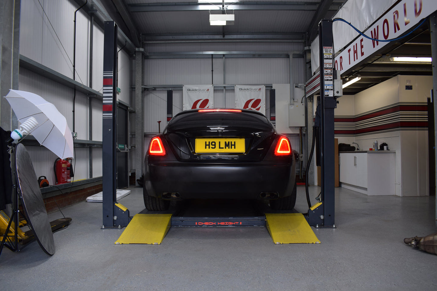 QuickSilver Rolls Royce Wraith Sports Rear Sections