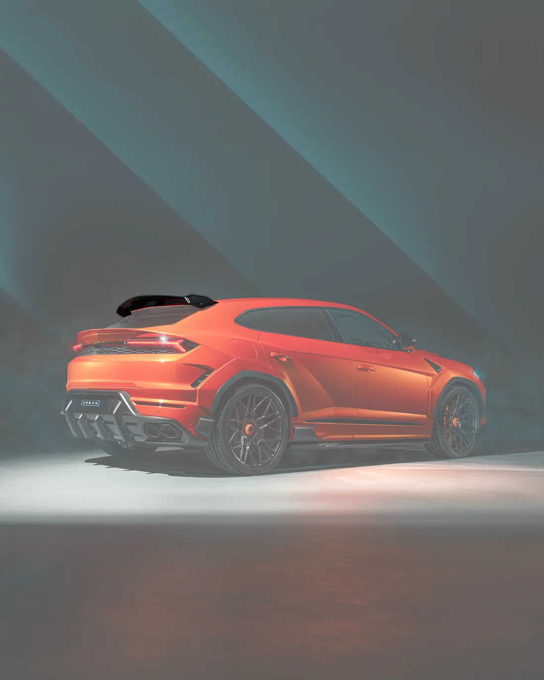 Urus Se - Rear Spoiler Assembly - Visual Carbon Fibre